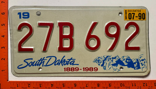 1990 South Dakota #27B 692 Passenger License Plate