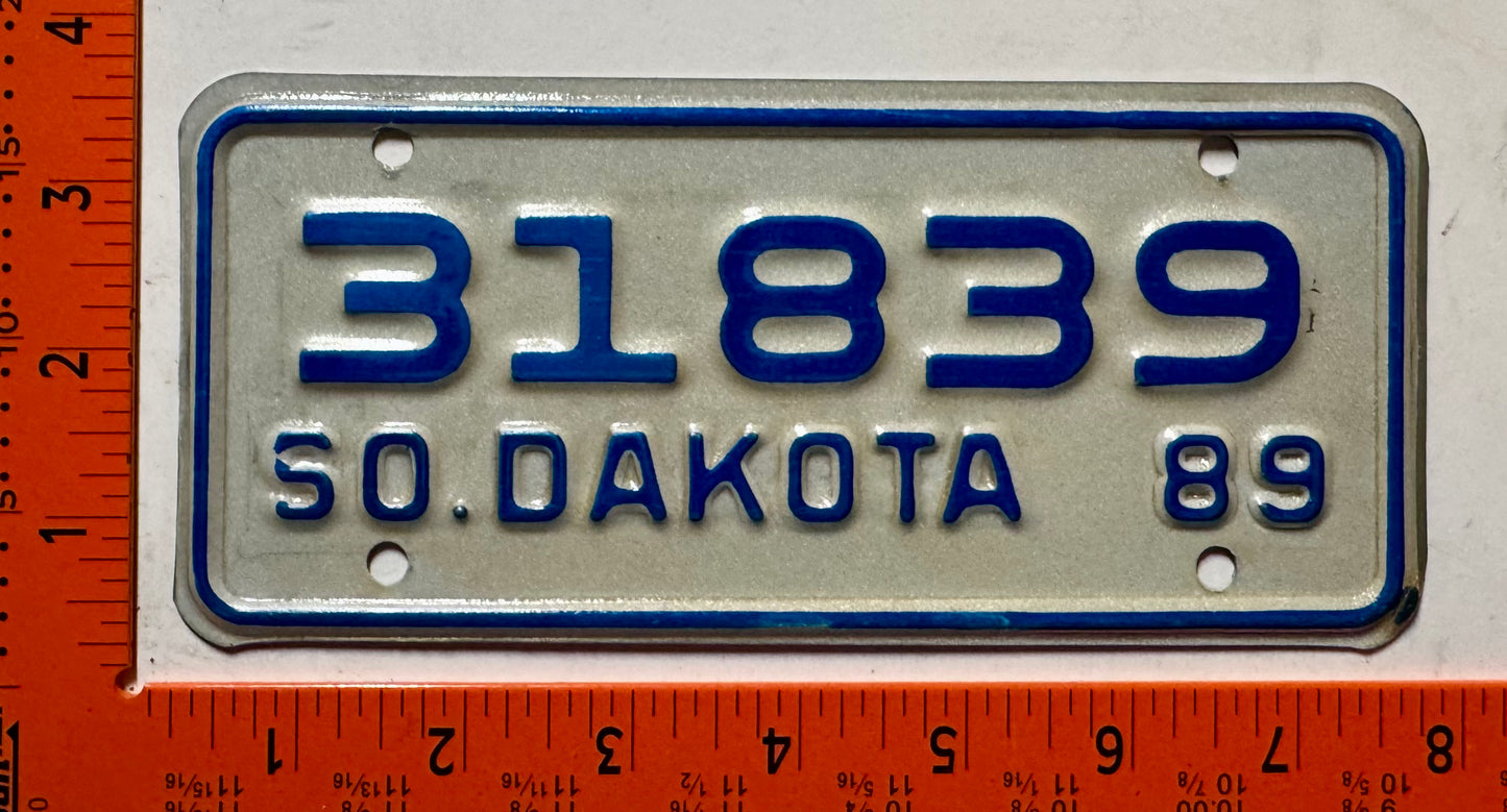 1989 South Dakota #31839 Motorcycle License Plate