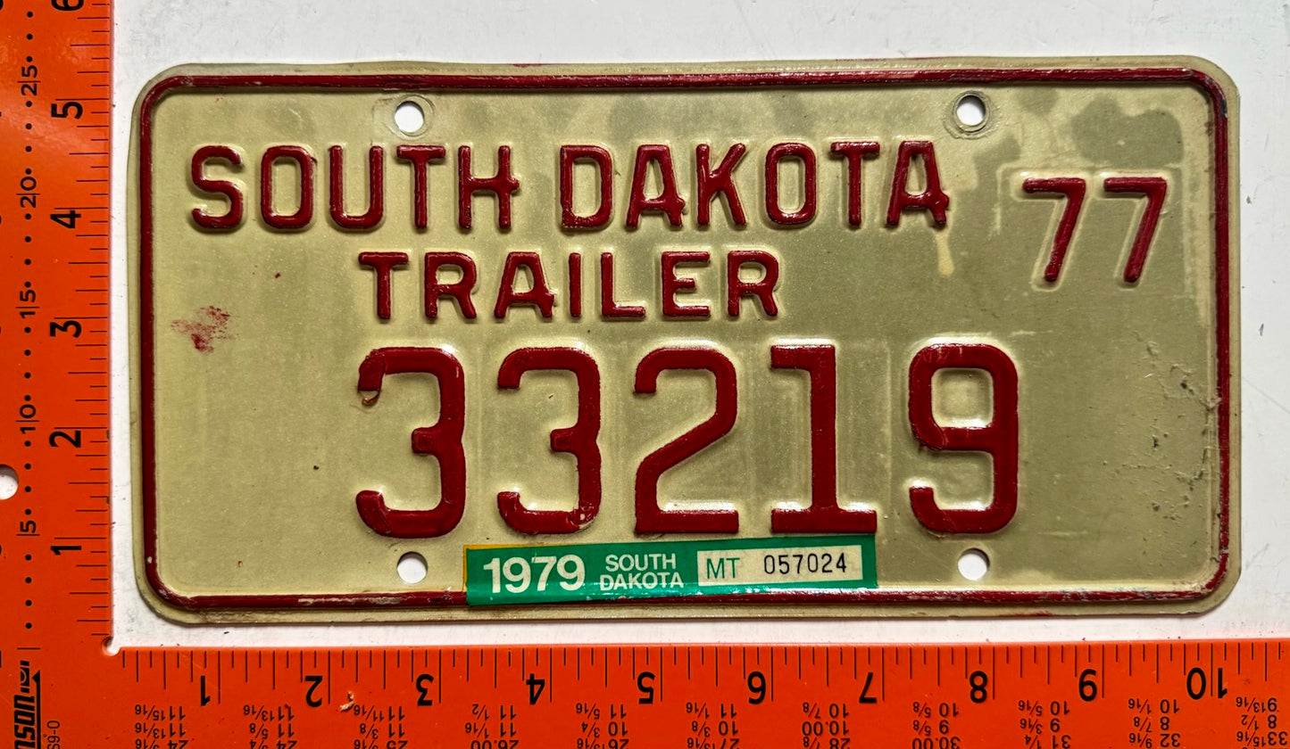 1979 South Dakota #33219 Trailer License Plate