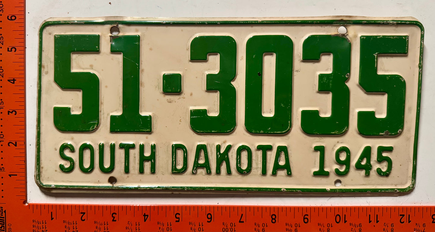 1945 South Dakota #51-3035 Passenger License Plate