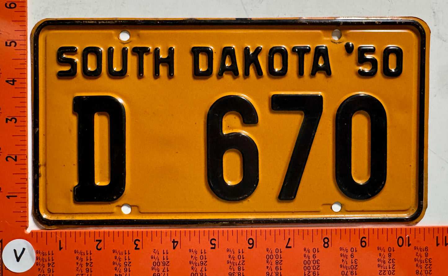 1950 South Dakota #D 670 Dealer License Plate