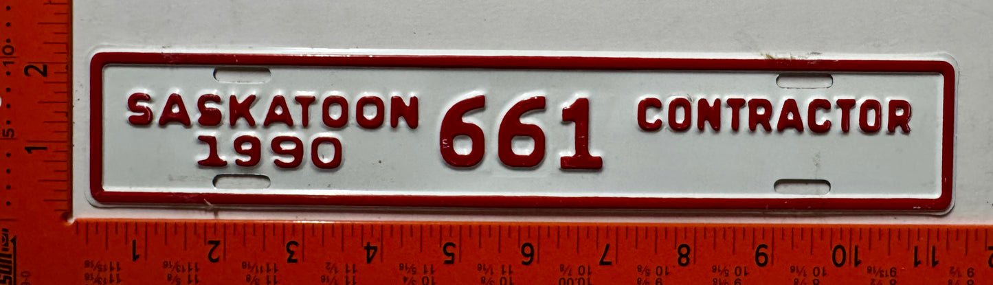 1990 Saskatoon, Saskatchewan #661 Contractor License Plate