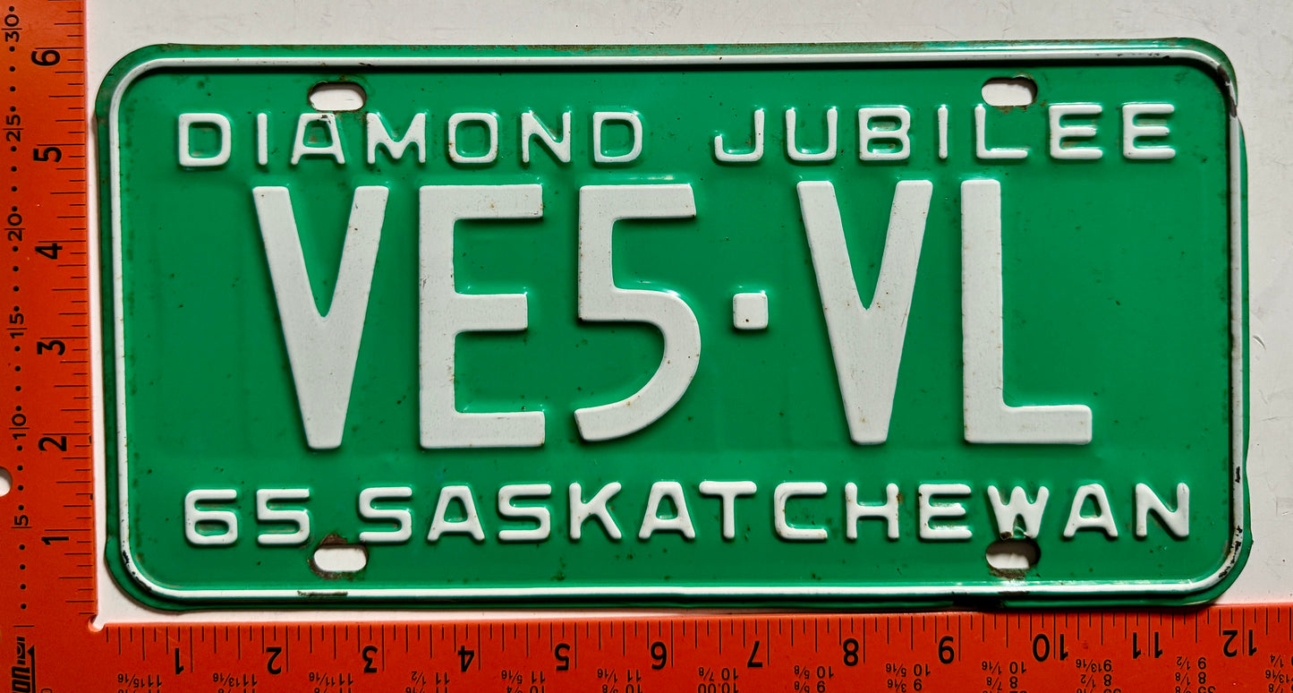 1965 Saskatchewan #VE5-VL Amateur Radio License Plate