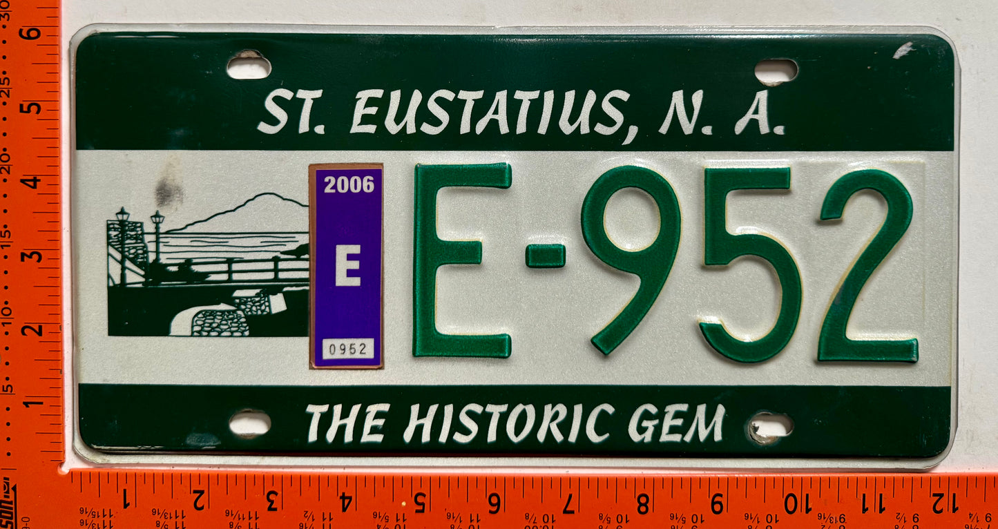 2006 St Eustatius #E-952 Passenger License Plate