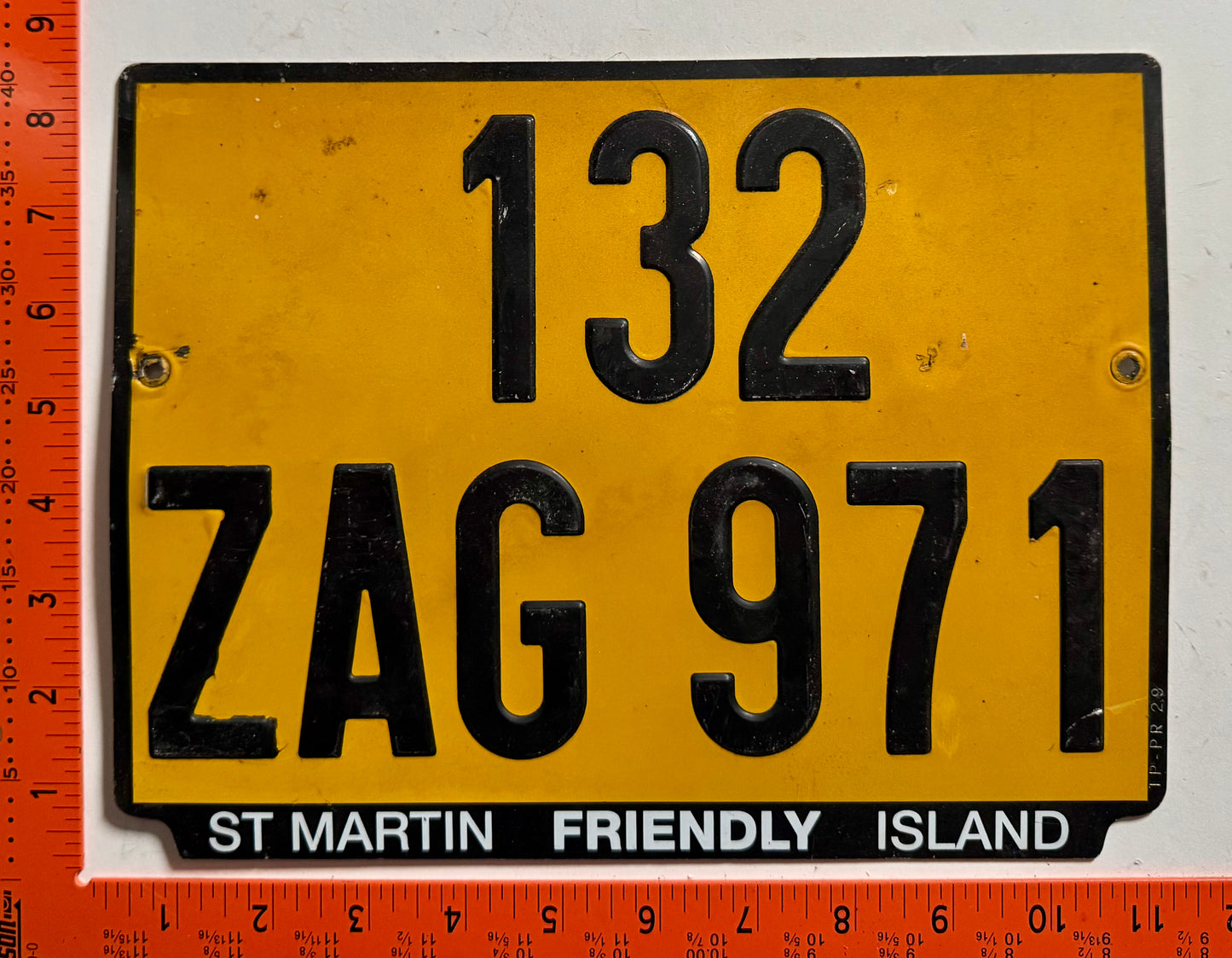 undated St Martin #132 ZAG 971 Passenger License Plate