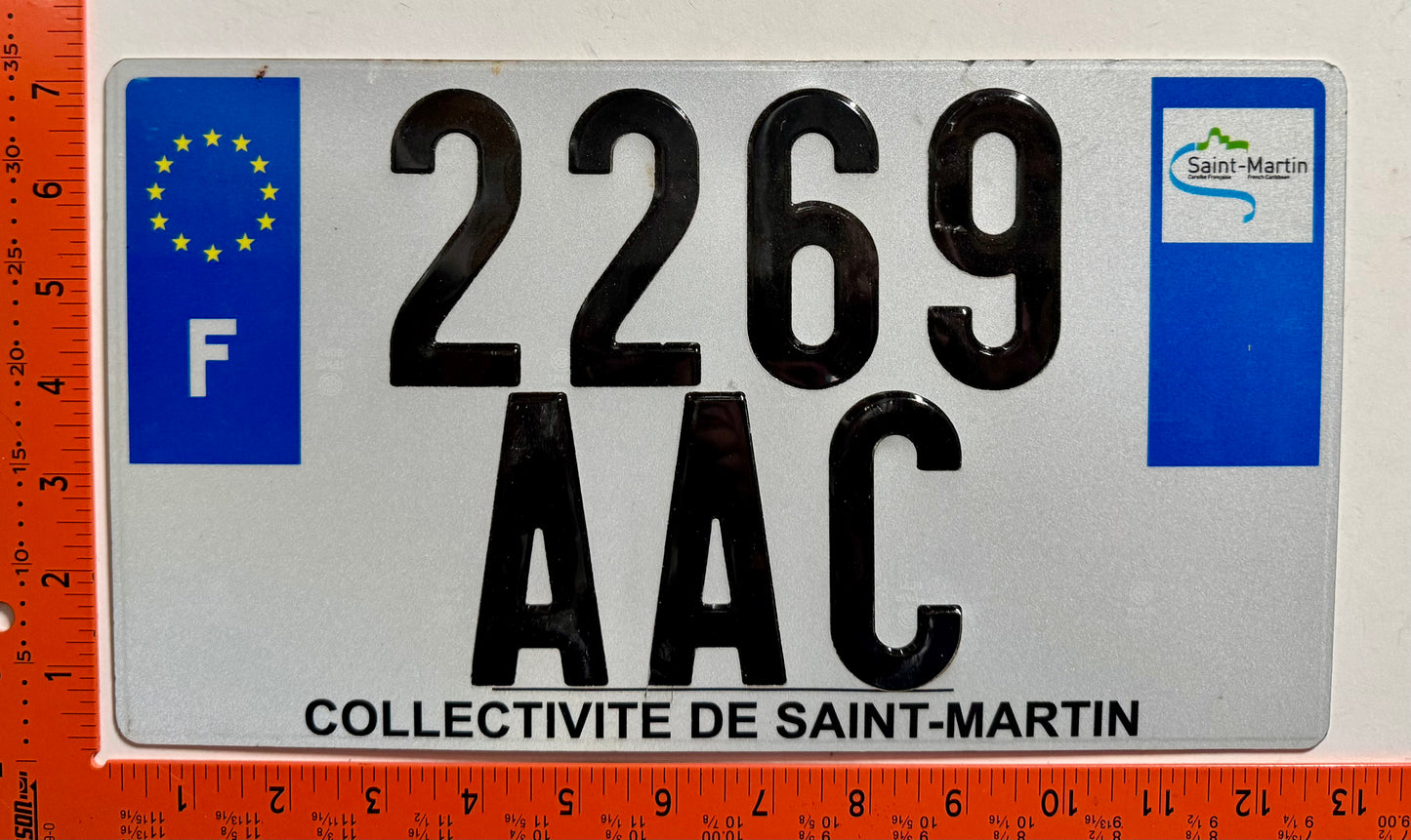 2010 base St Martin #2269/AAC Passenger License Plate