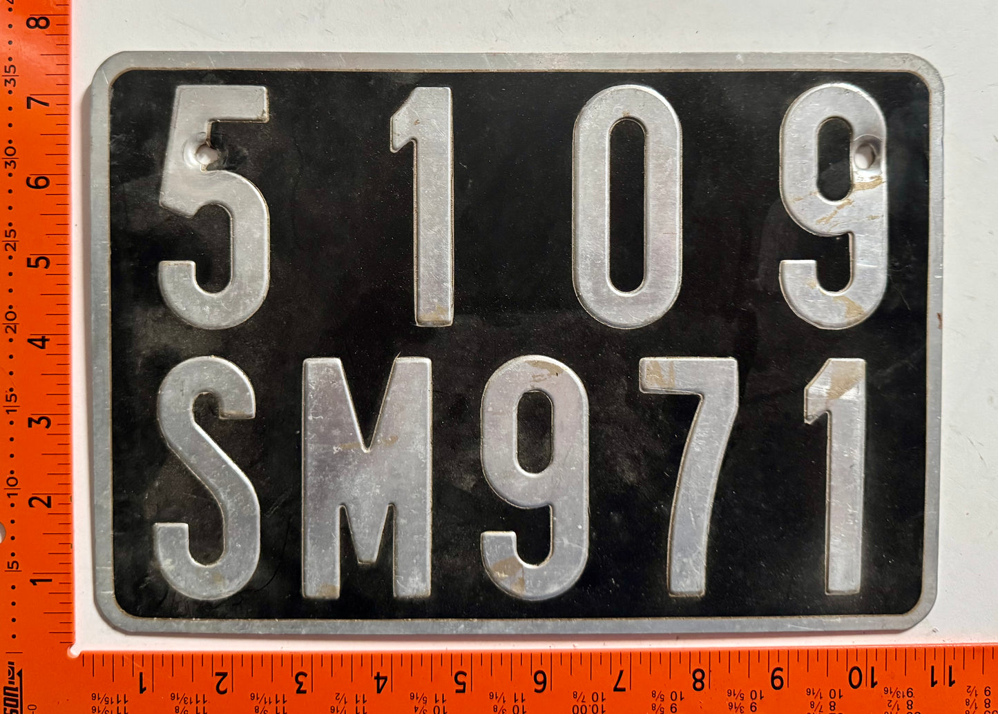 undated St Martin #5109 SM 971 Passenger License Plate