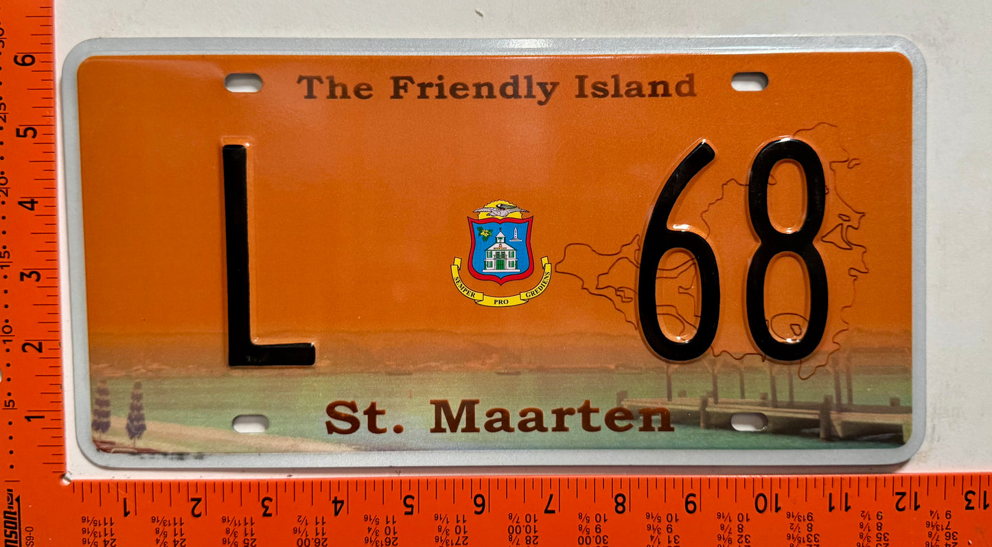 2015 St Maarten #L 68 Government License Plate