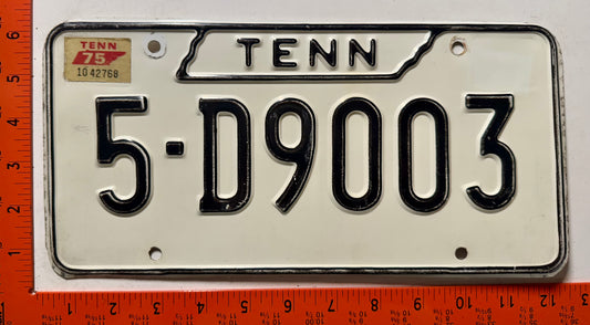 1975 Tennessee #5-D9003 Passenger License Plate
