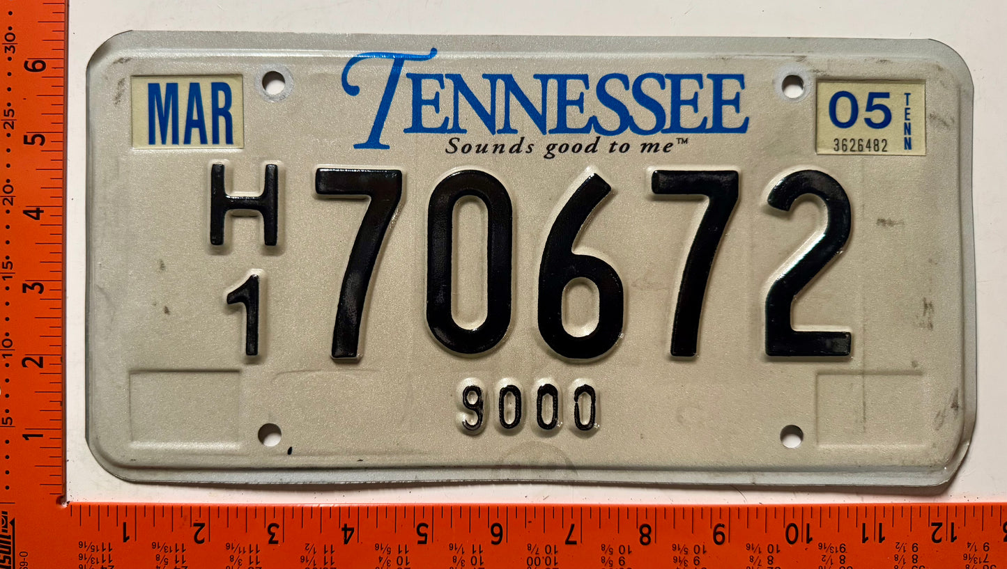 2005 Tennessee #H/1 70672 Truck License Plate