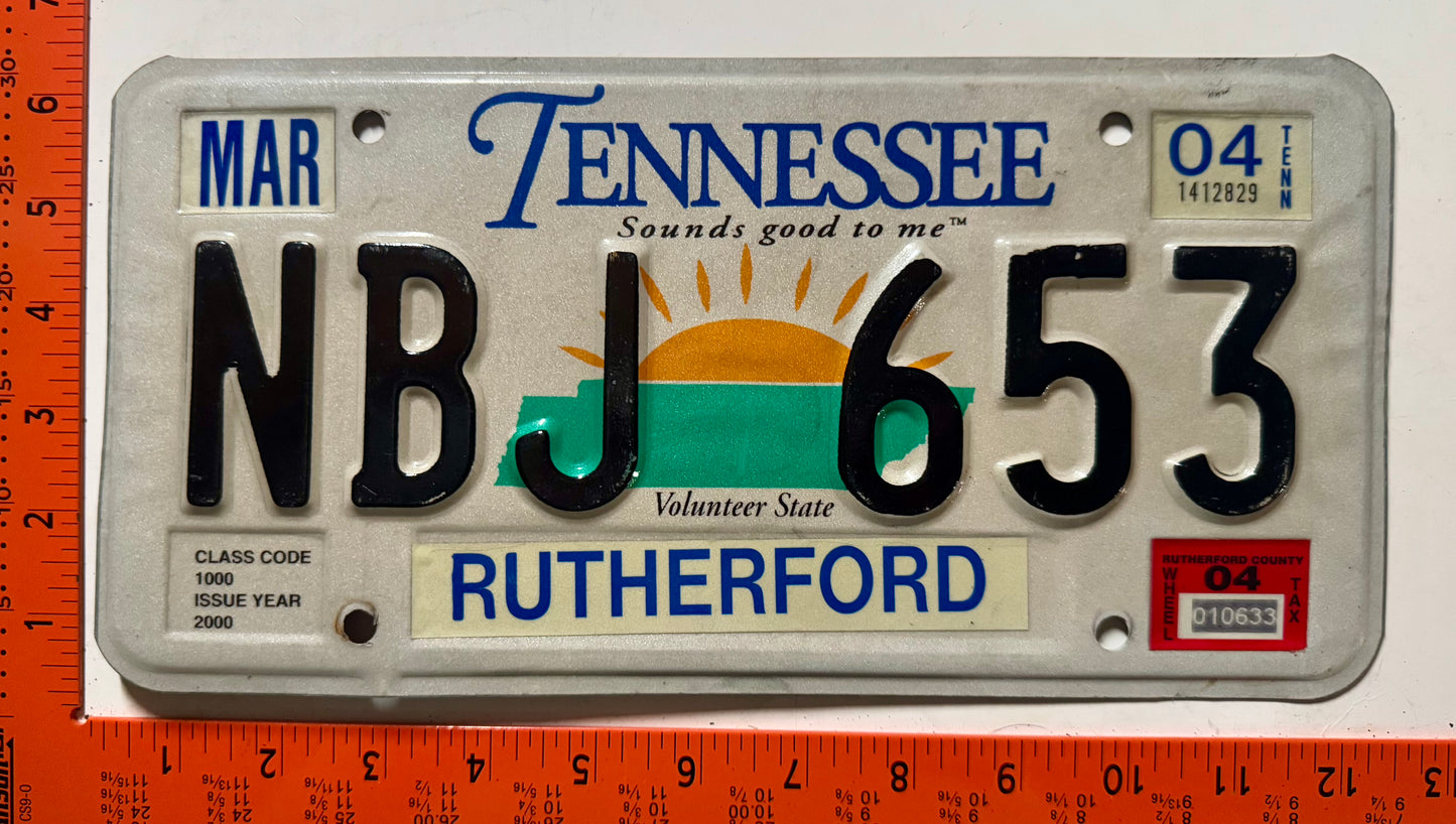 2004 Tennessee #NBJ 653 Passenger License Plate