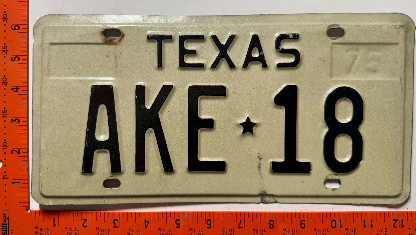 1975 Texas #AKE*18 Passenger License Plate