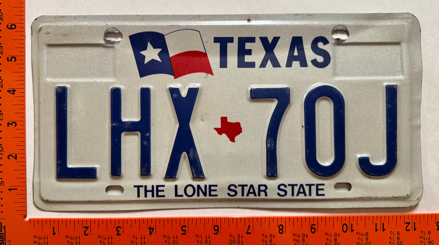 undated Texas #LHX 70J Passenger License Plate
