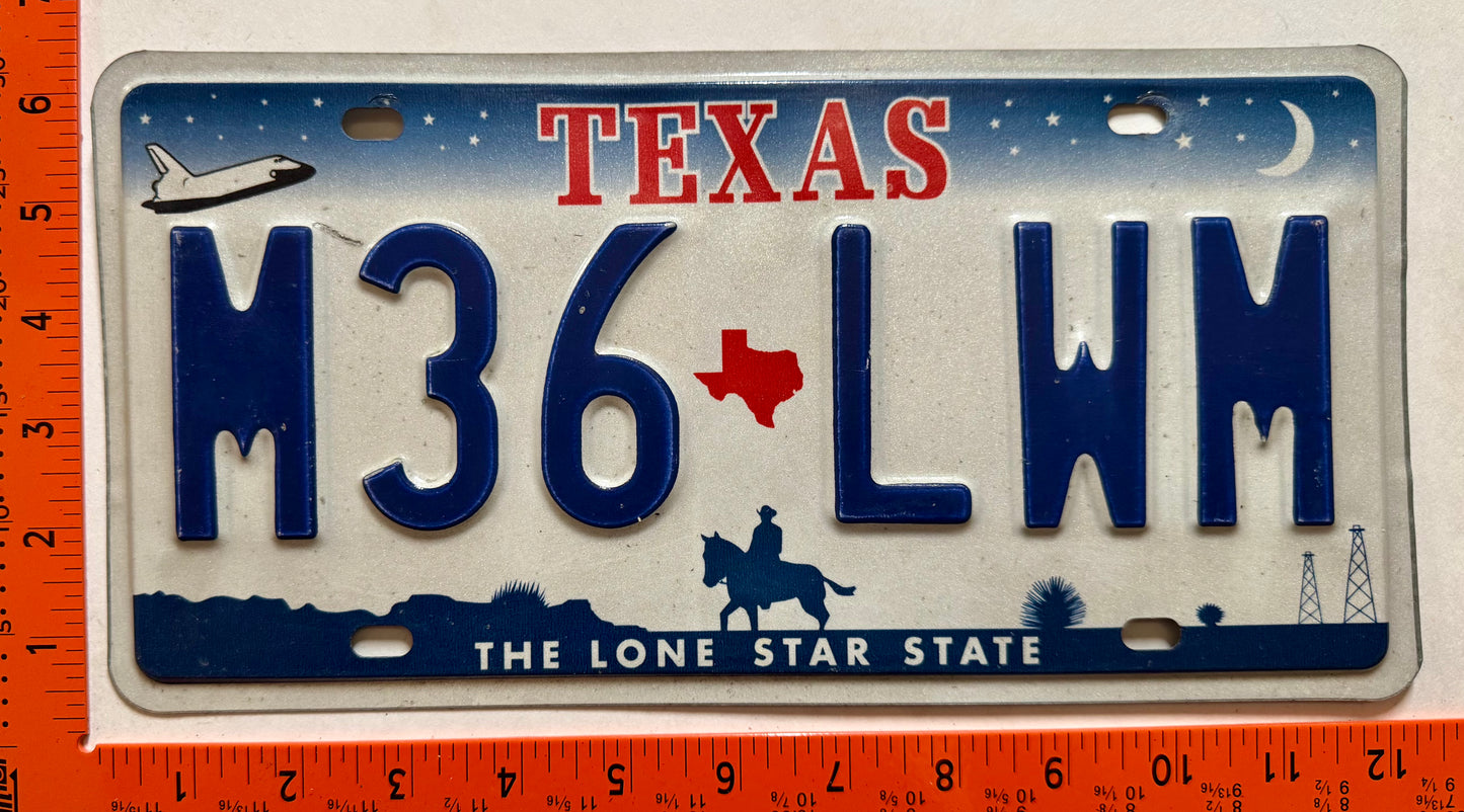 undated Texas #M36 LWM Passenger License Plate