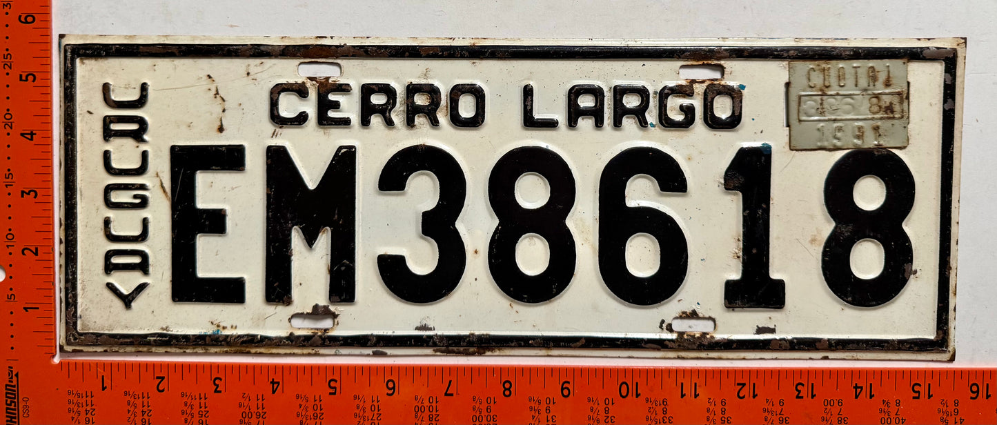 1991 Uruguay #EM38618 Passenger License Plate
