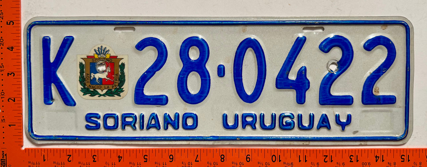 1997 base Uruguay #K 28-0422 Passenger License Plate
