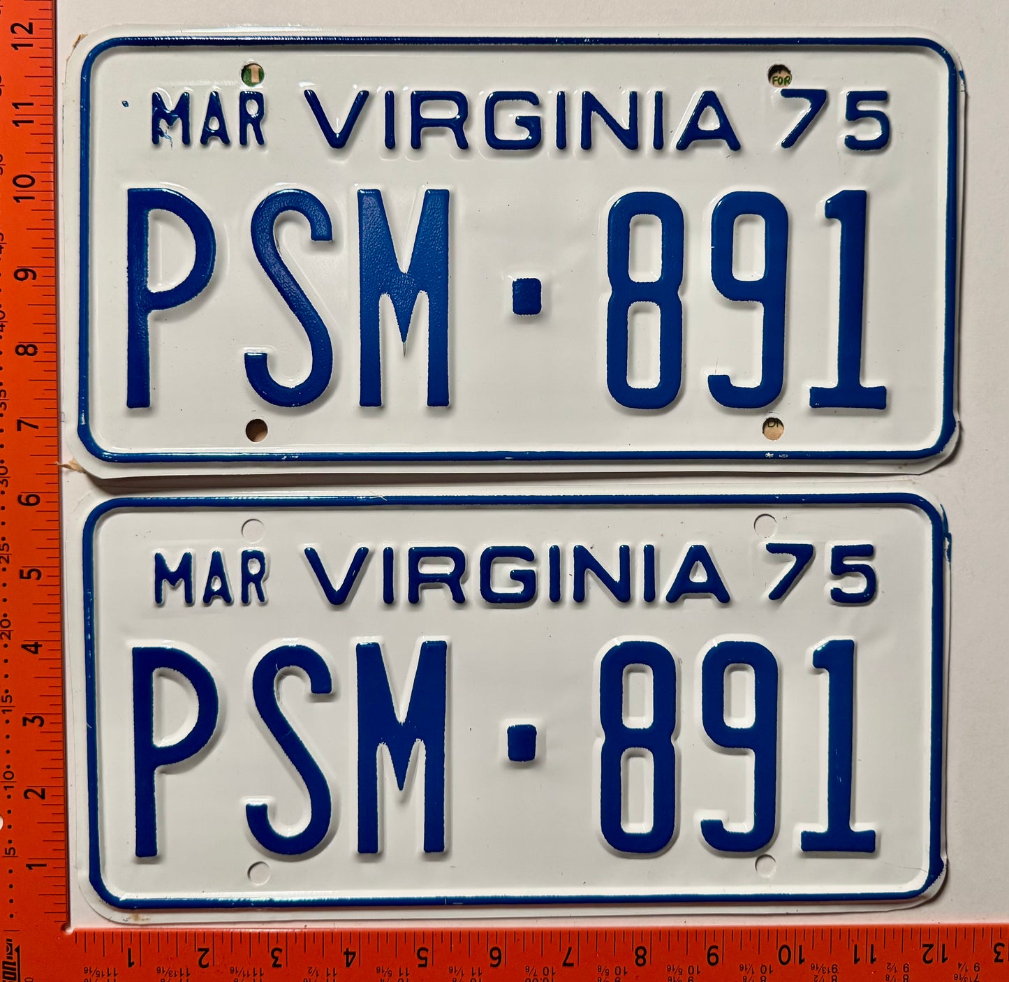 1975 Virginia #PSM-891 Light Truck License Plate Pair