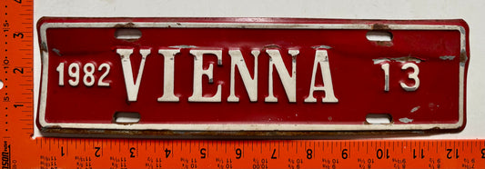 1982 Vienna, Virginia #13 Firefighter License Plate