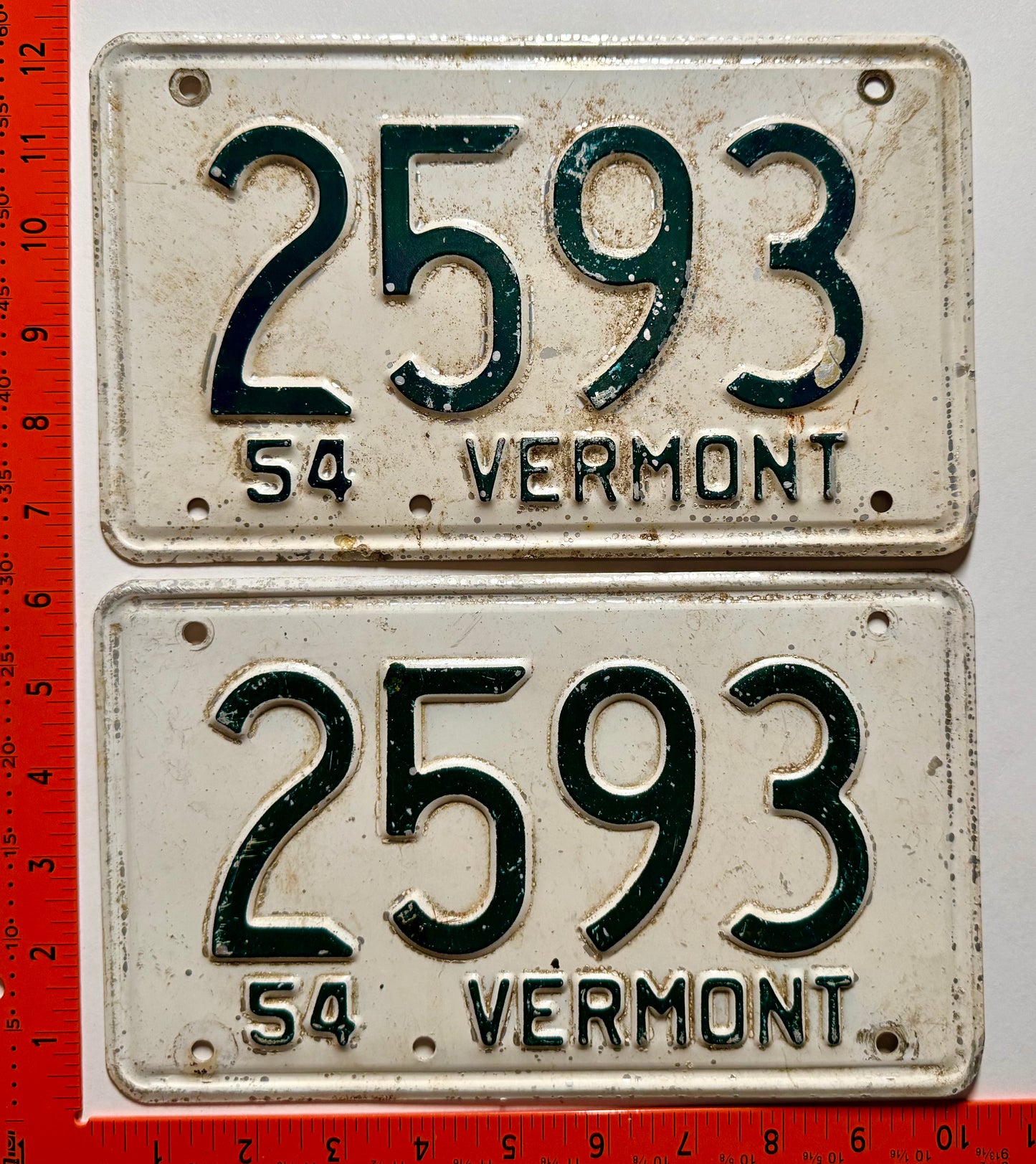 1954 Vermont #2593 Passenger License Plate Pair