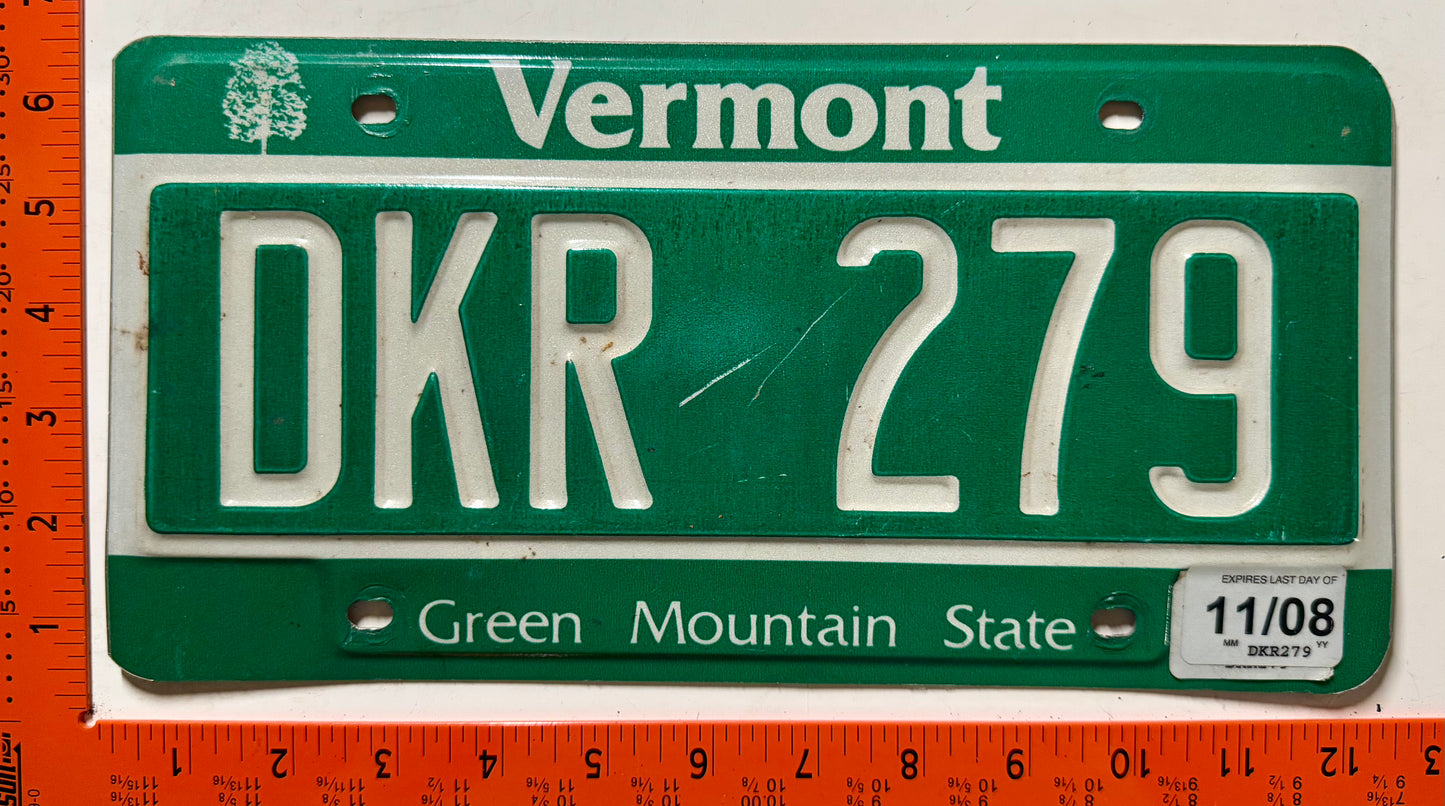 2008 Vermont #DKR 279 Passenger License Plate