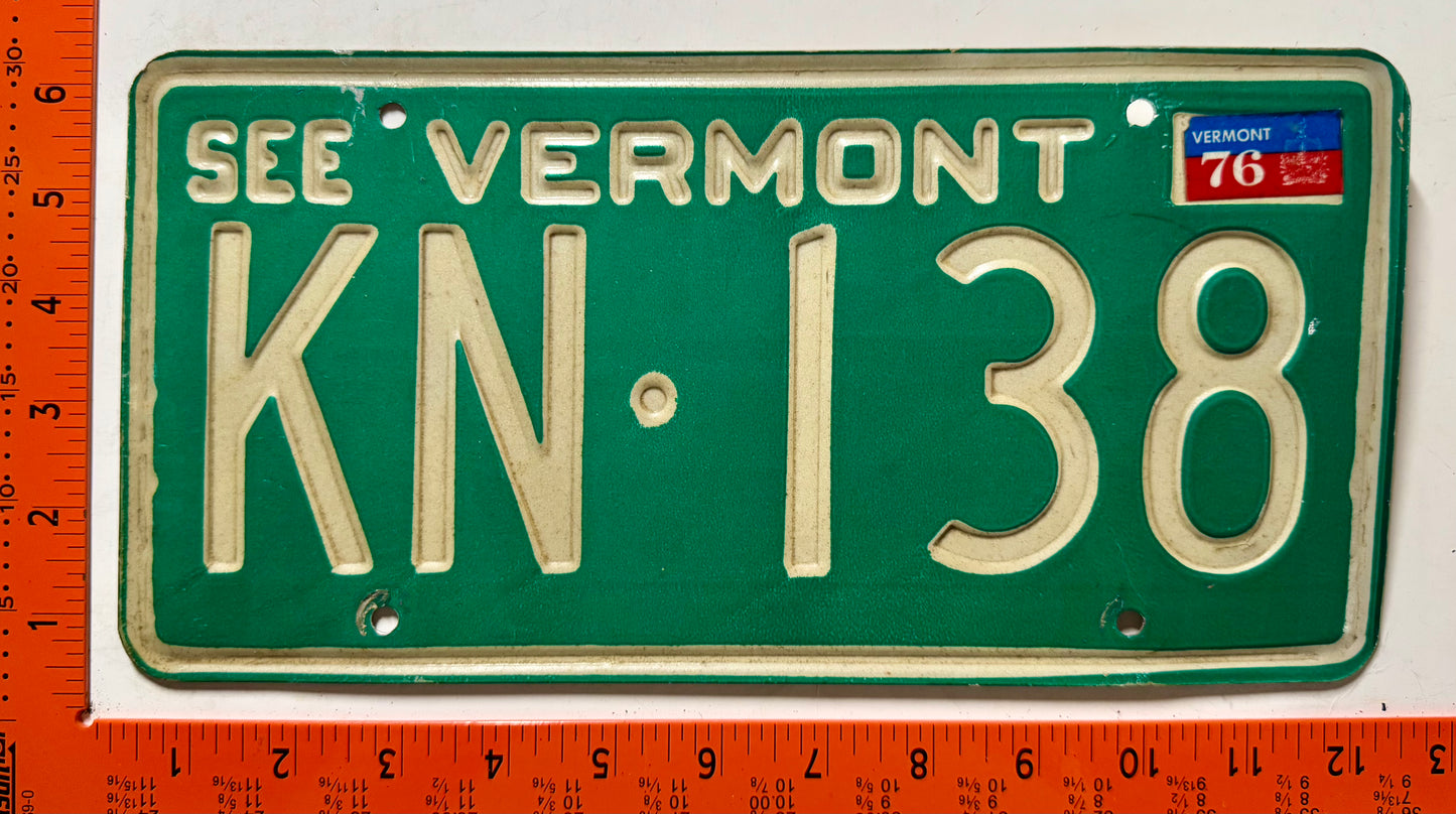 1976 Vermont #KN-138 Passenger License Plate