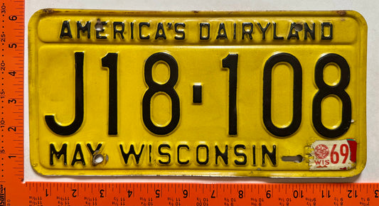 1969 Wisconsin #J18-108 Passenger License Plate