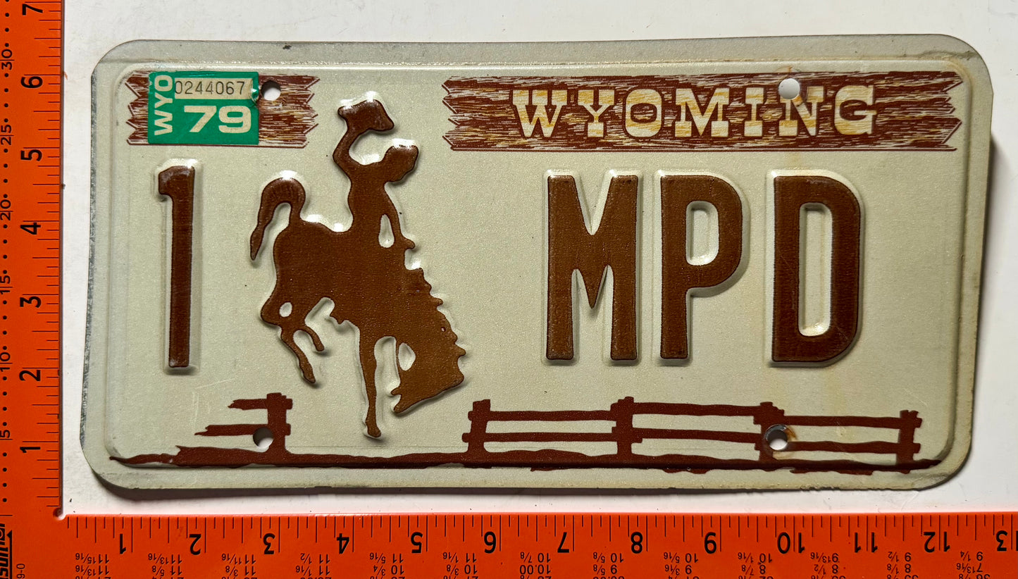 1979 Wyoming #1 MPD Passenger Vanity License Plate