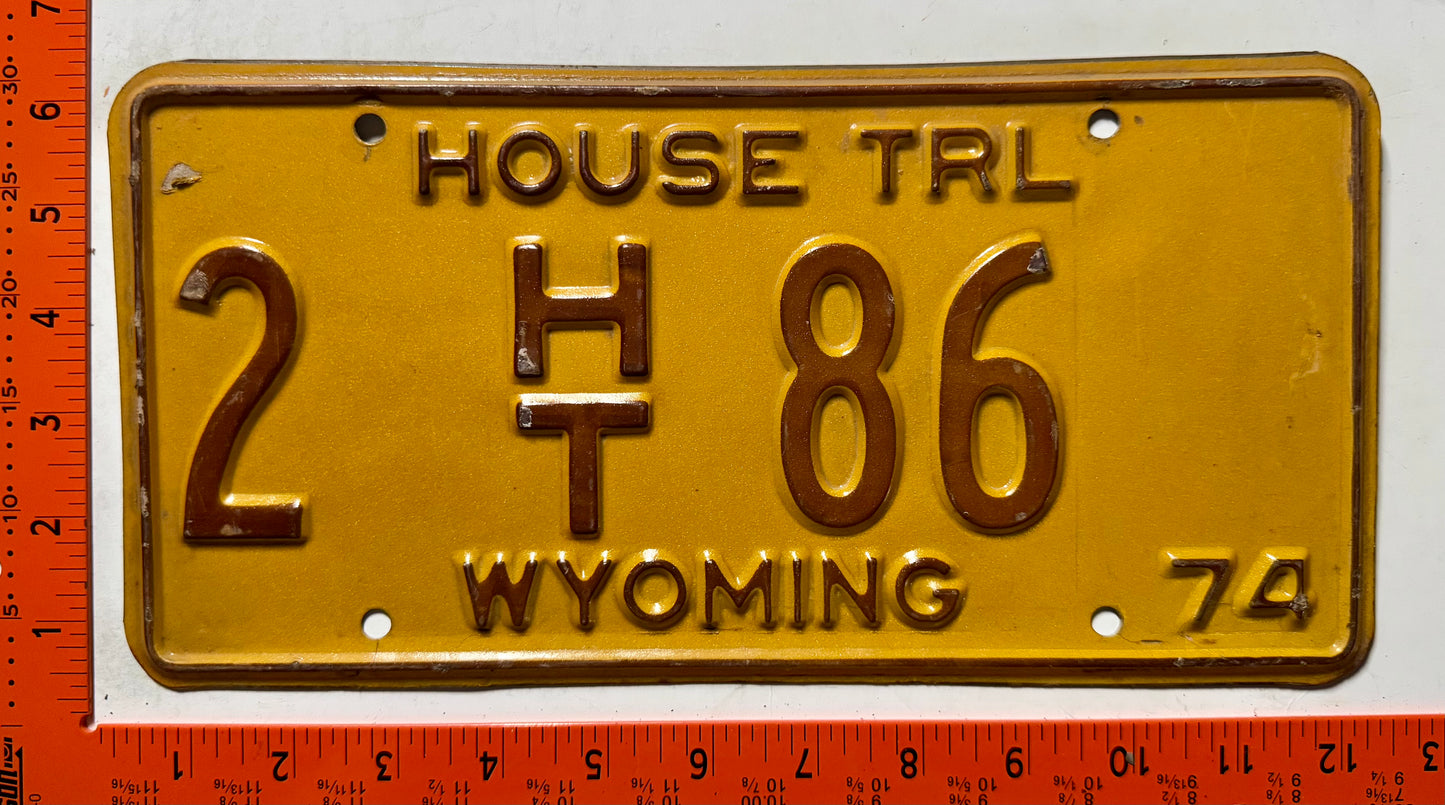 1974 Wyoming #2 H/T 86 House Trailer License Plate