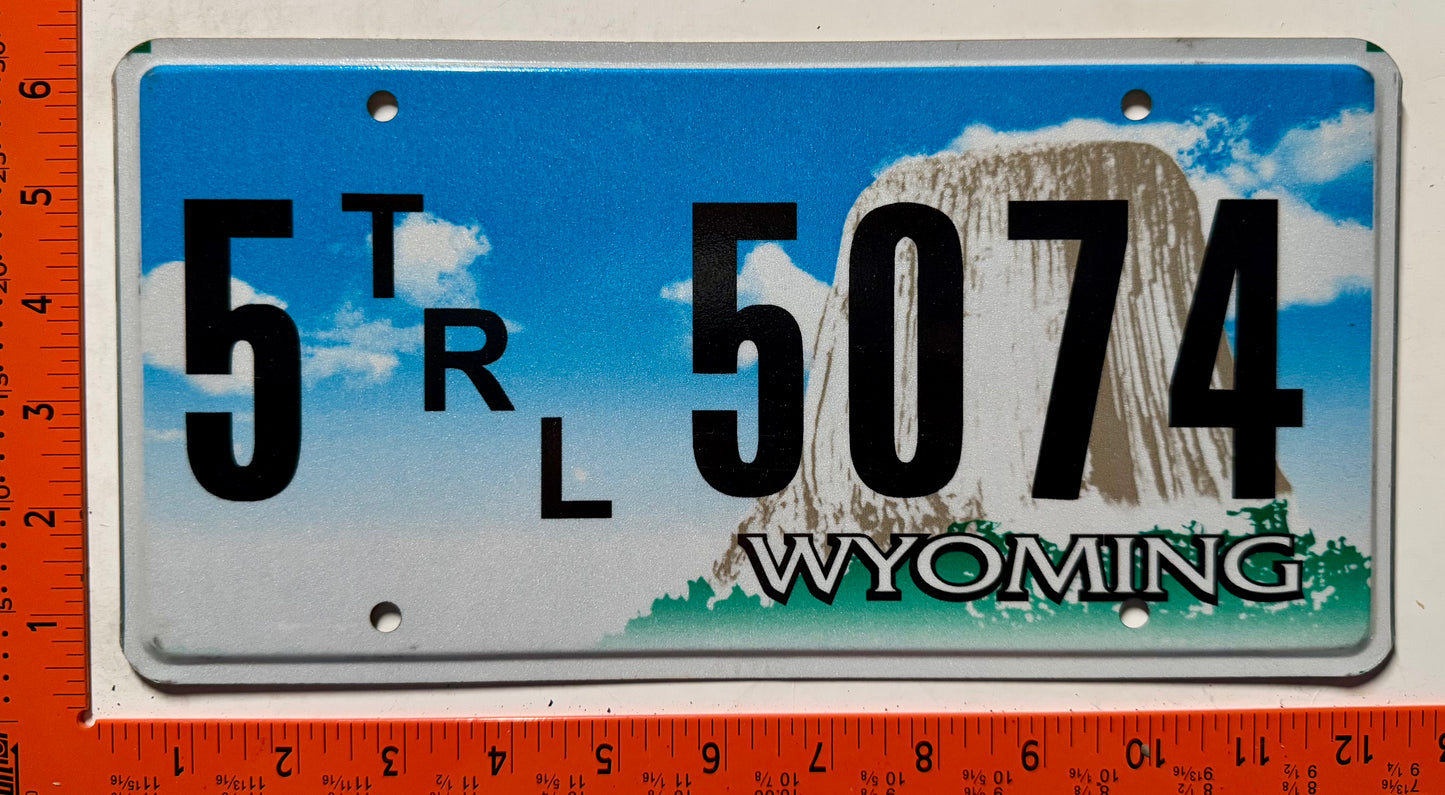 undated Wyoming #5 5074 Trailer License Plate