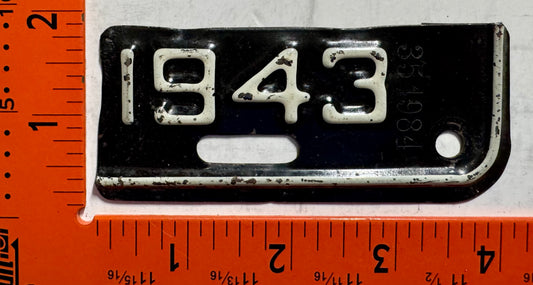 1943 Minnesota #351984 Passenger License Plate Date Tab