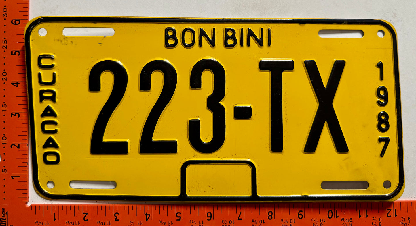 1987 Curacao #223-TX Taxi License Plate