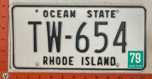 1979 Rhode Island #TW-654 Passenger License Plate