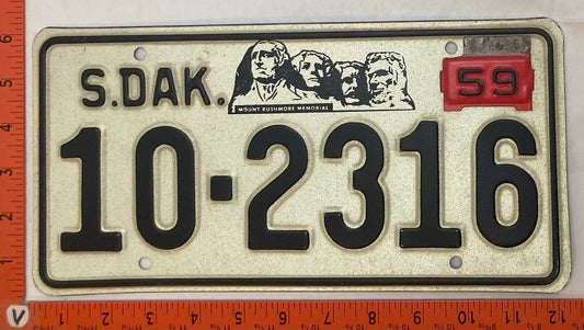 1959 South Dakota #10-2316 Passenger License Plate