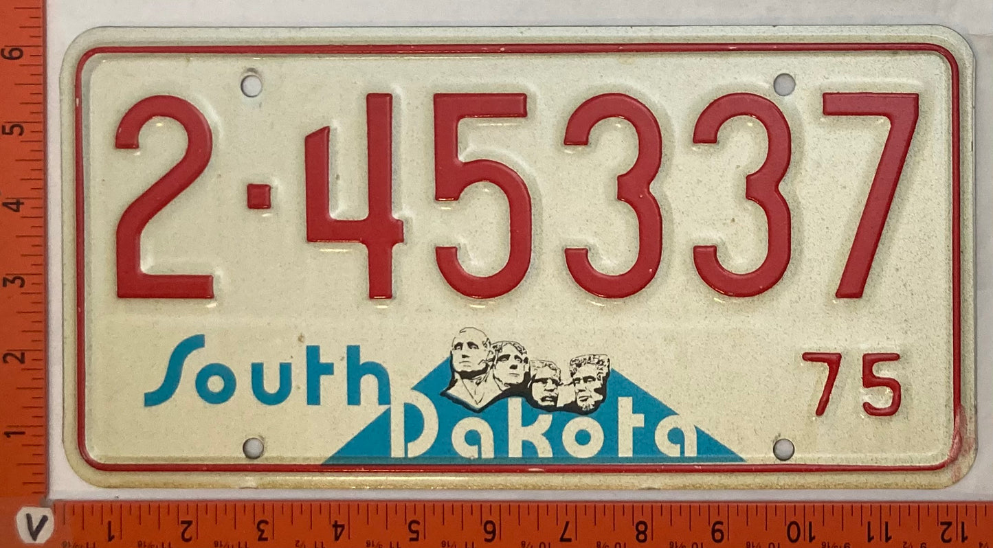1975 South Dakota #2-45337 Passenger License Plate