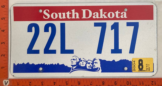 2004 South Dakota #22L 717 Passenger License Plate