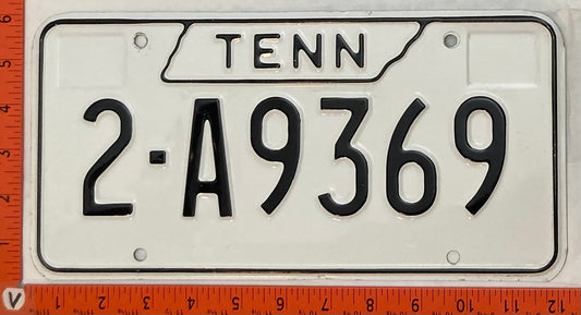 1971 Tennessee #2-A9369 Passenger License Plate