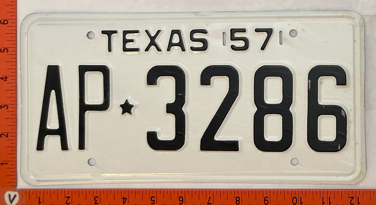1957 Texas #AP-3286 Passenger License Plate