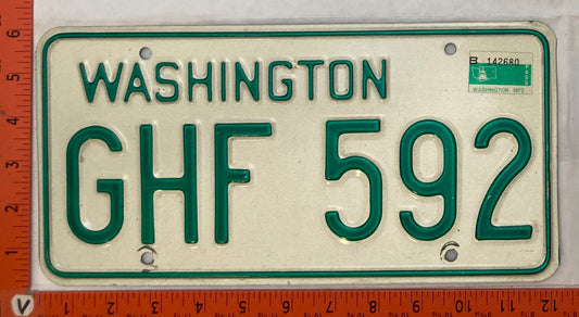 1972 Washington #GHF 592 Passenger License Plate