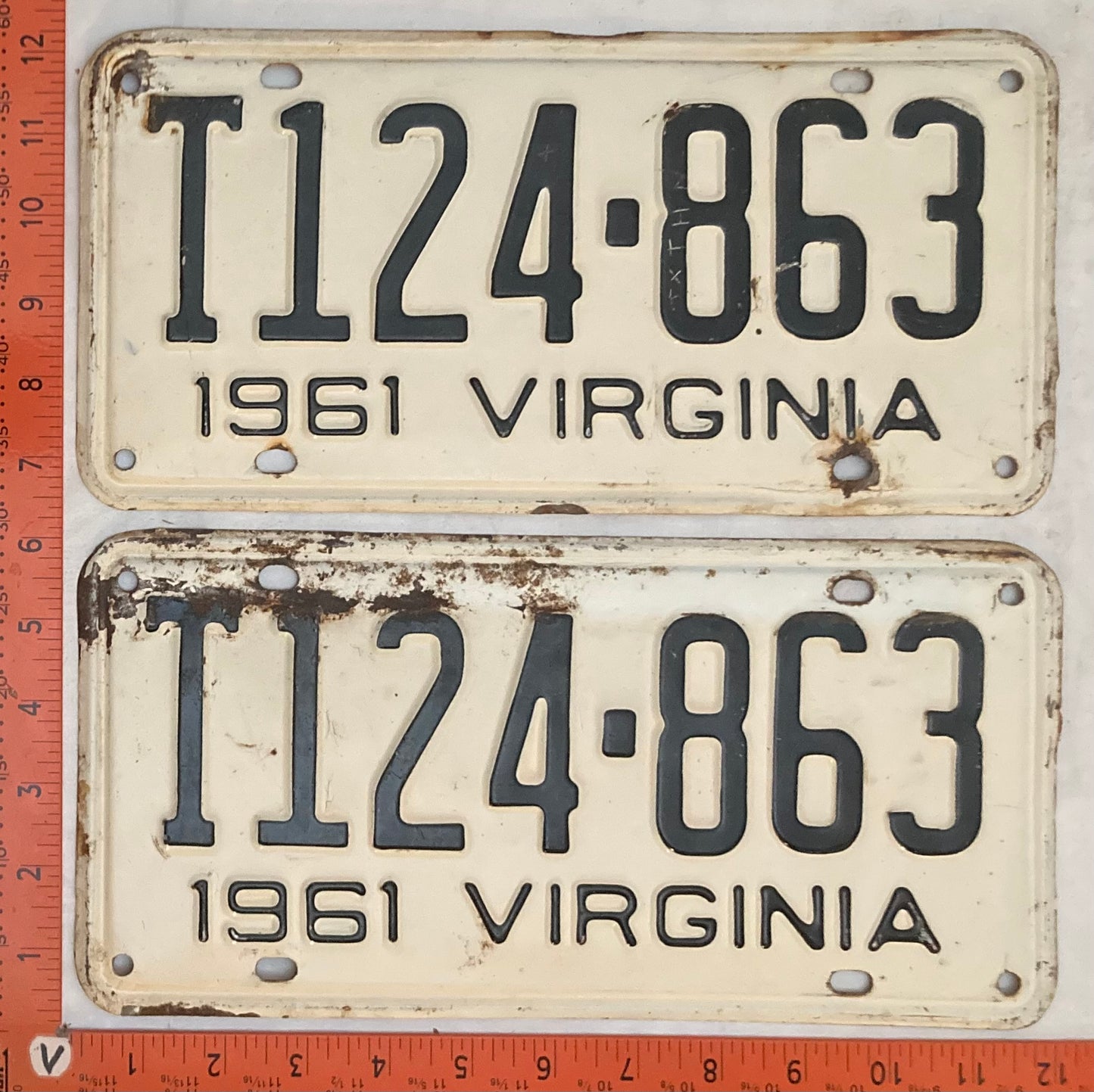 1961 Virginia #T124-863 Truck License Plate (Pair)