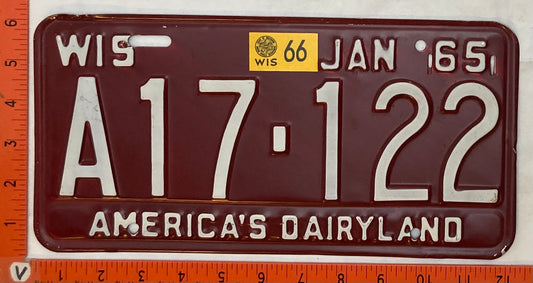 1966 Wisconsin #A17-122 Passenger License Plate