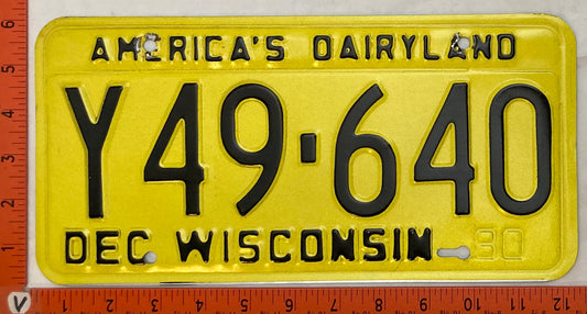 1980 Wisconsin #Y49-640 Passenger License Plate