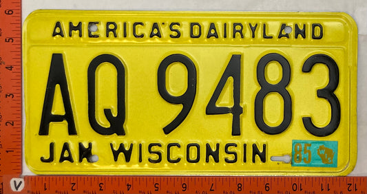 1985 Wisconsin #AQ 9483 Passenger License Plate