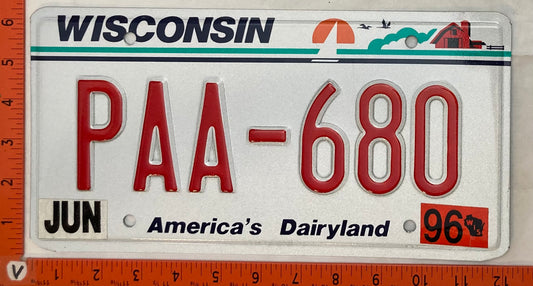 1996 Wisconsin #PAA-680 Passenger License Plate
