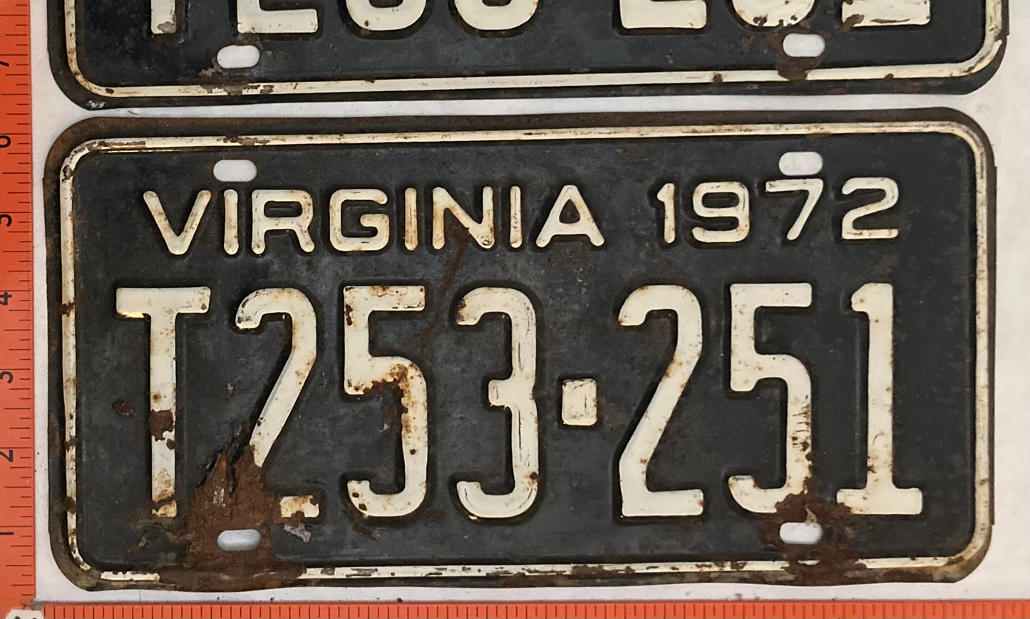 1972 Virginia #T253-251 Truck License Plate (Pair)