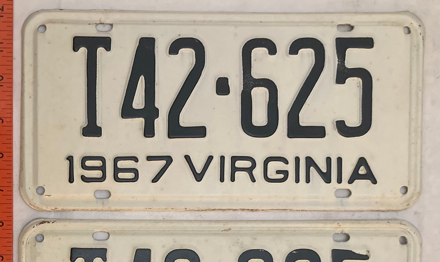1967 Virginia #T42-625 Truck License Plate (Pair)