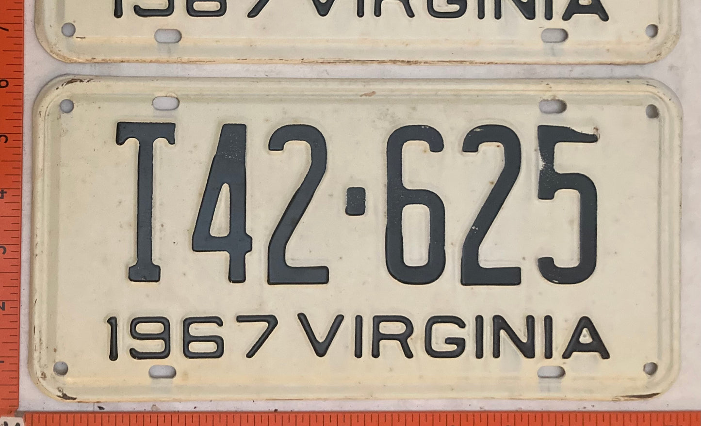 1967 Virginia #T42-625 Truck License Plate (Pair)