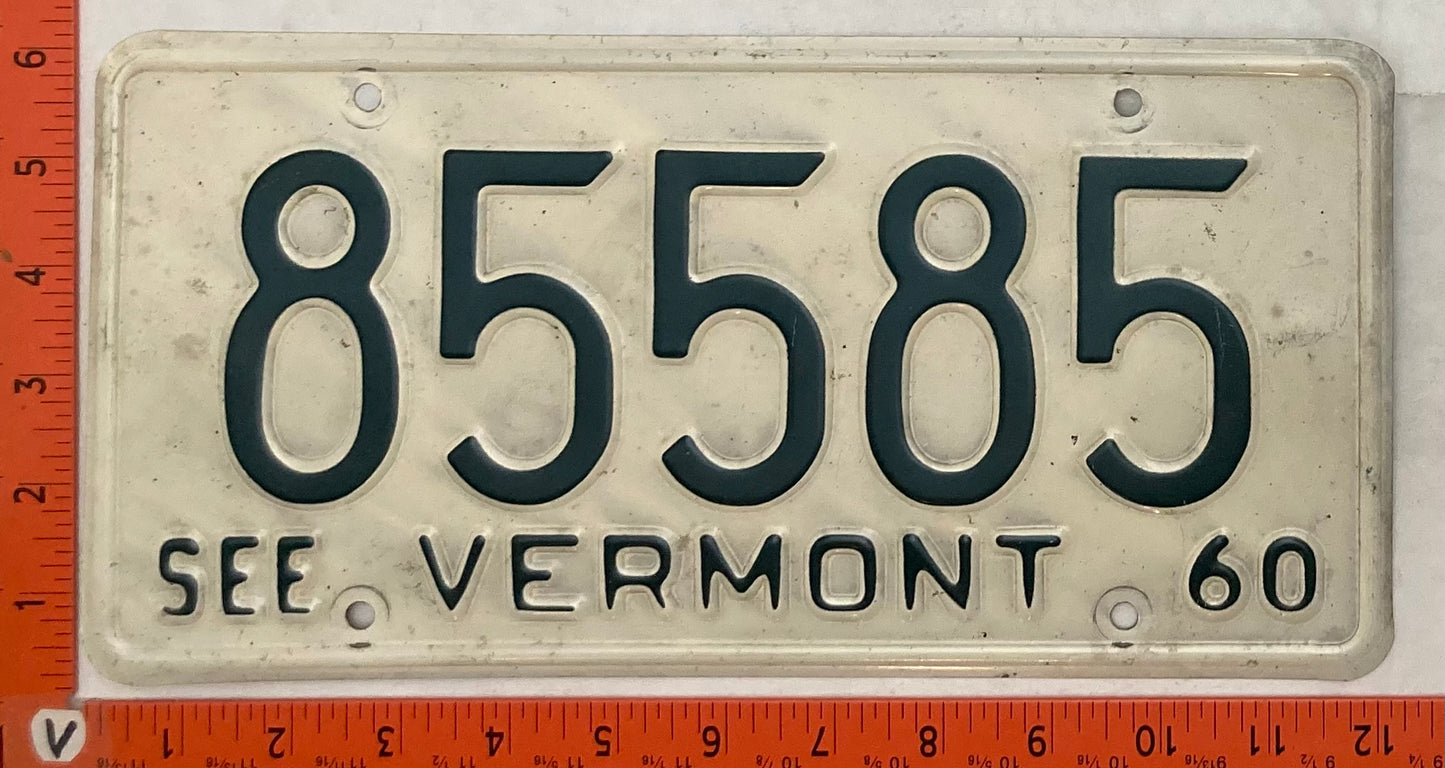 1960 Vermont #85585 Passenger License Plate