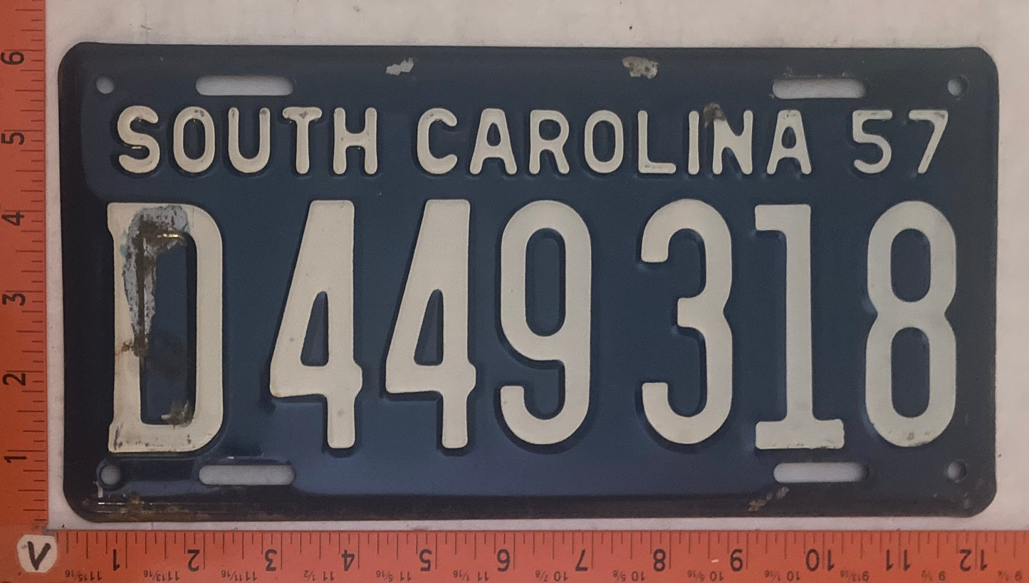 1957 South Carolina #D449318 Passenger License Plate