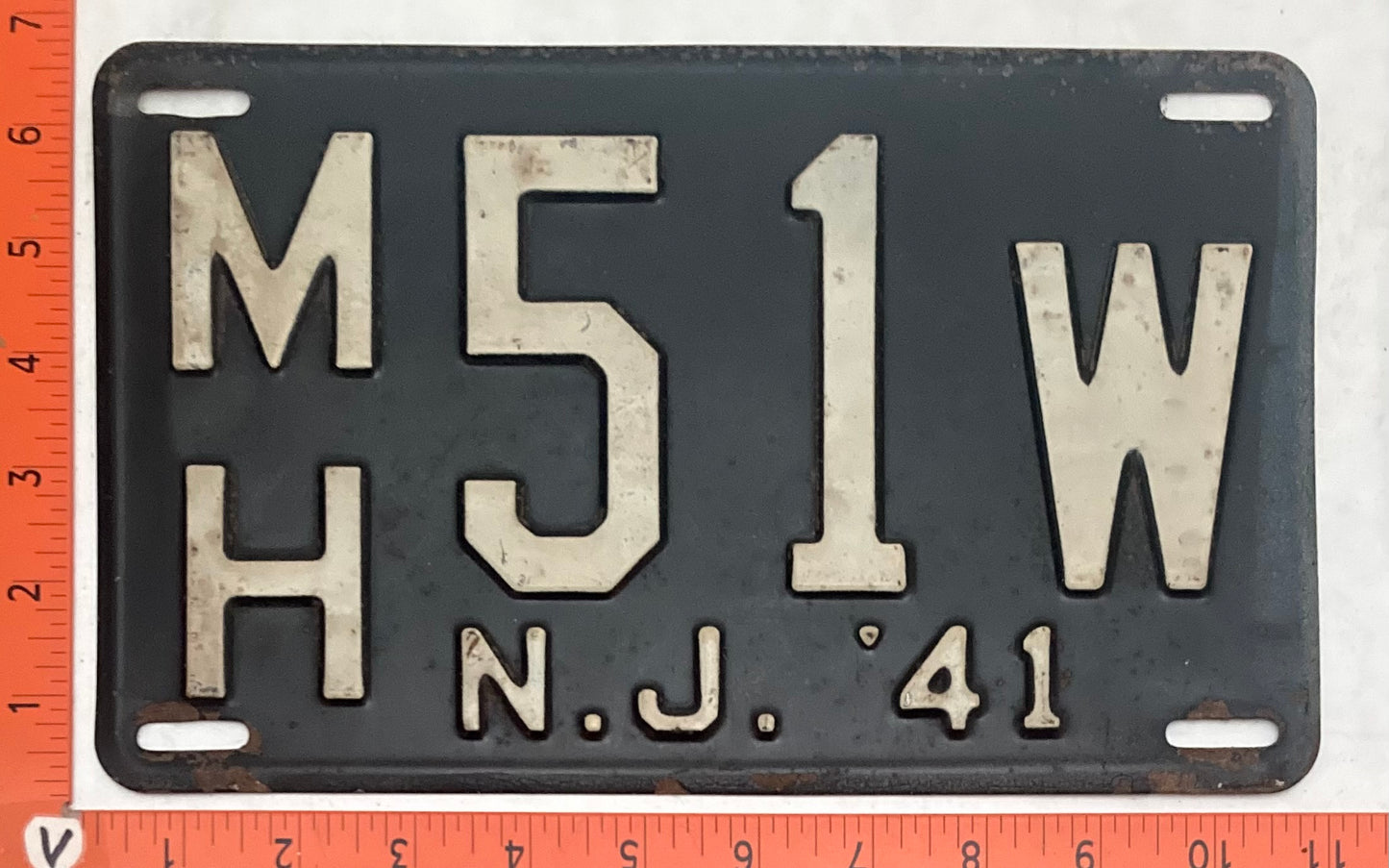 1941 New Jersey #M/H 51 W Passenger License Plate