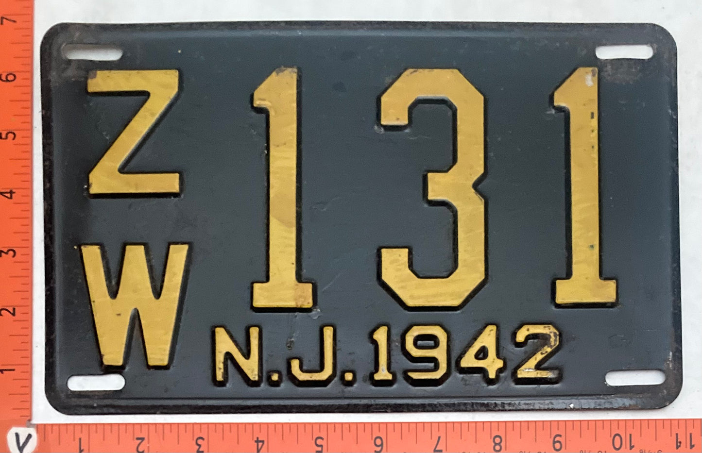 1942 New Jersey #Z/W 131 Passenger License Plate